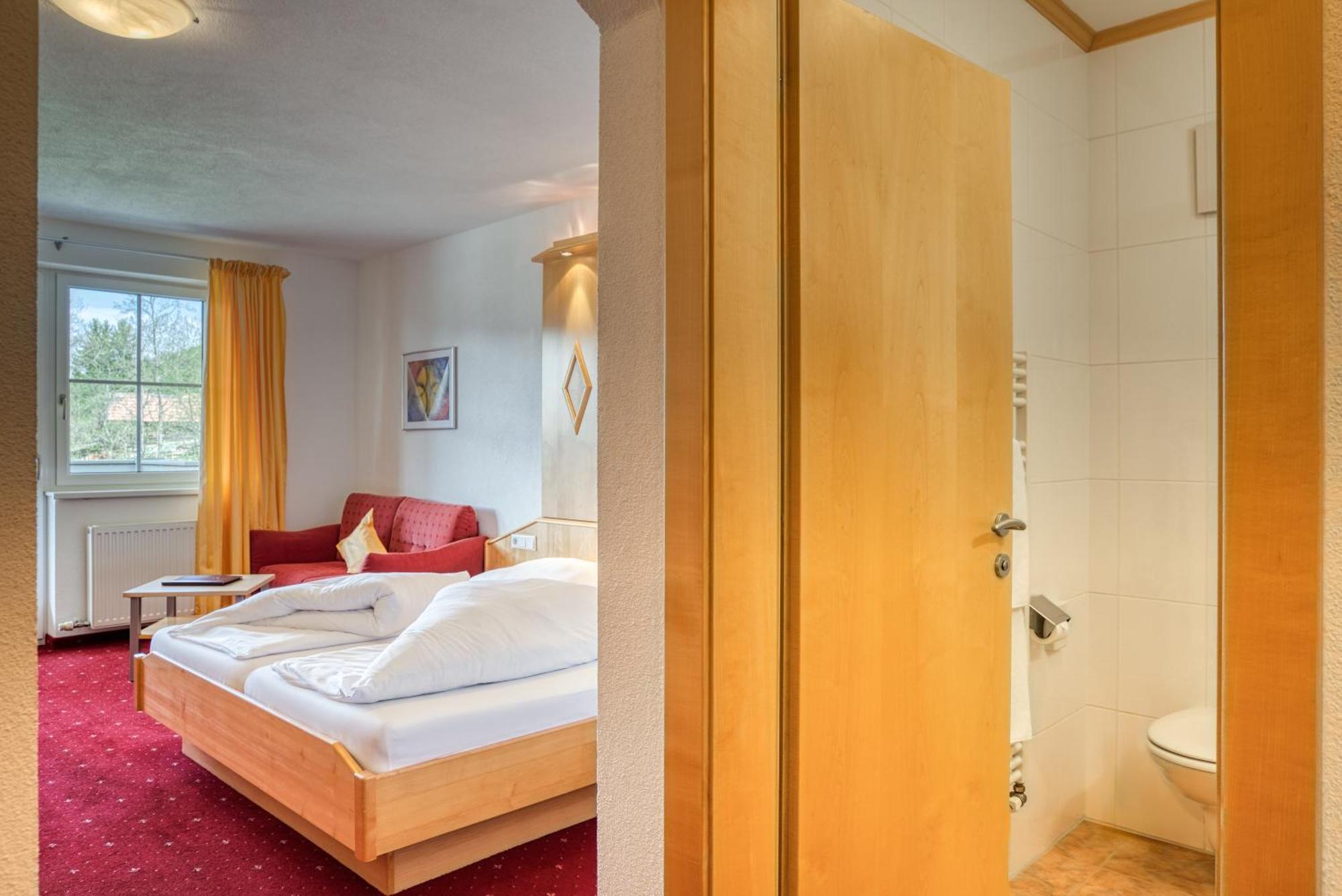 Hotel Alpen-Royal Jerzens Exteriör bild
