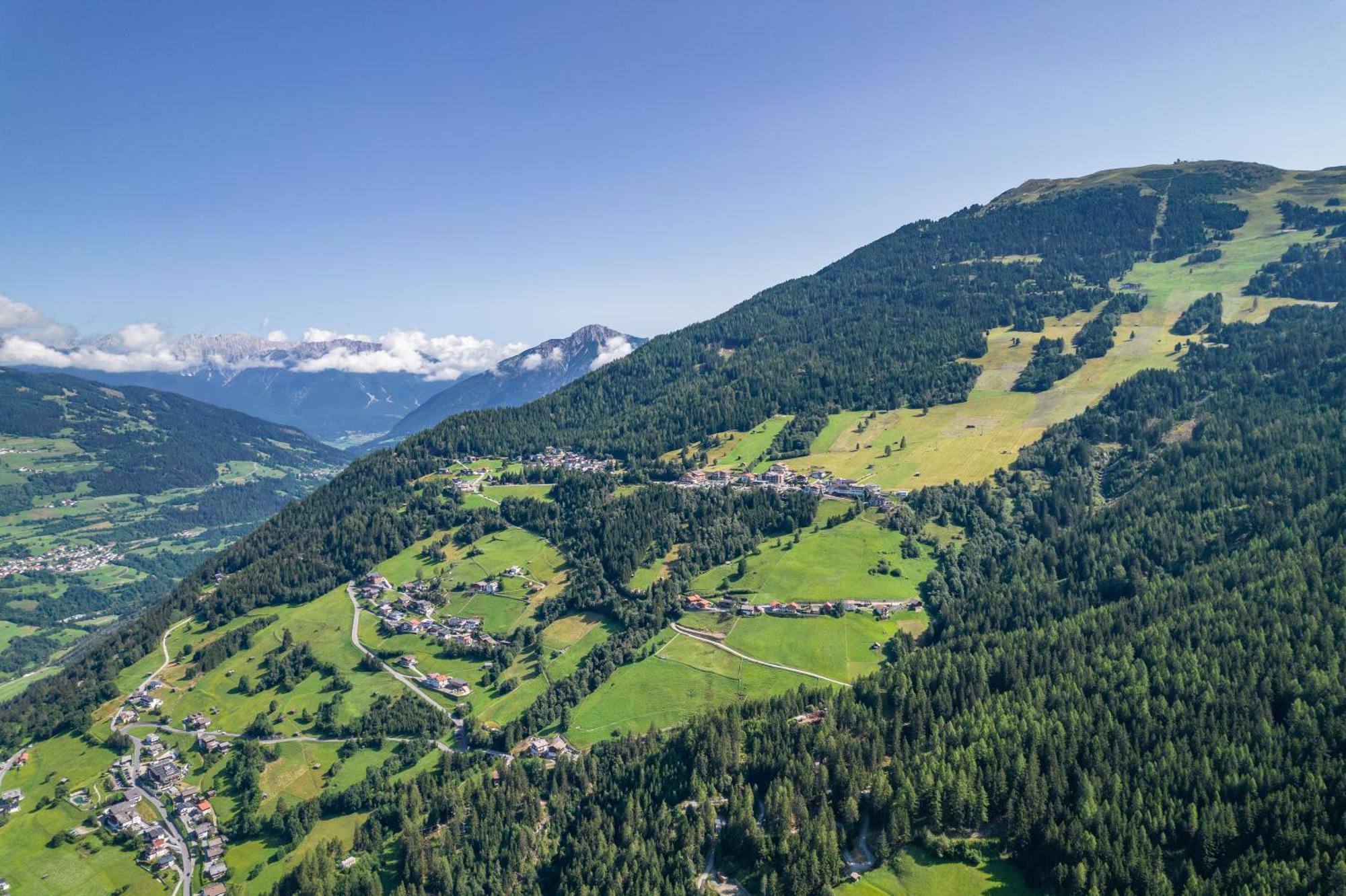 Hotel Alpen-Royal Jerzens Exteriör bild