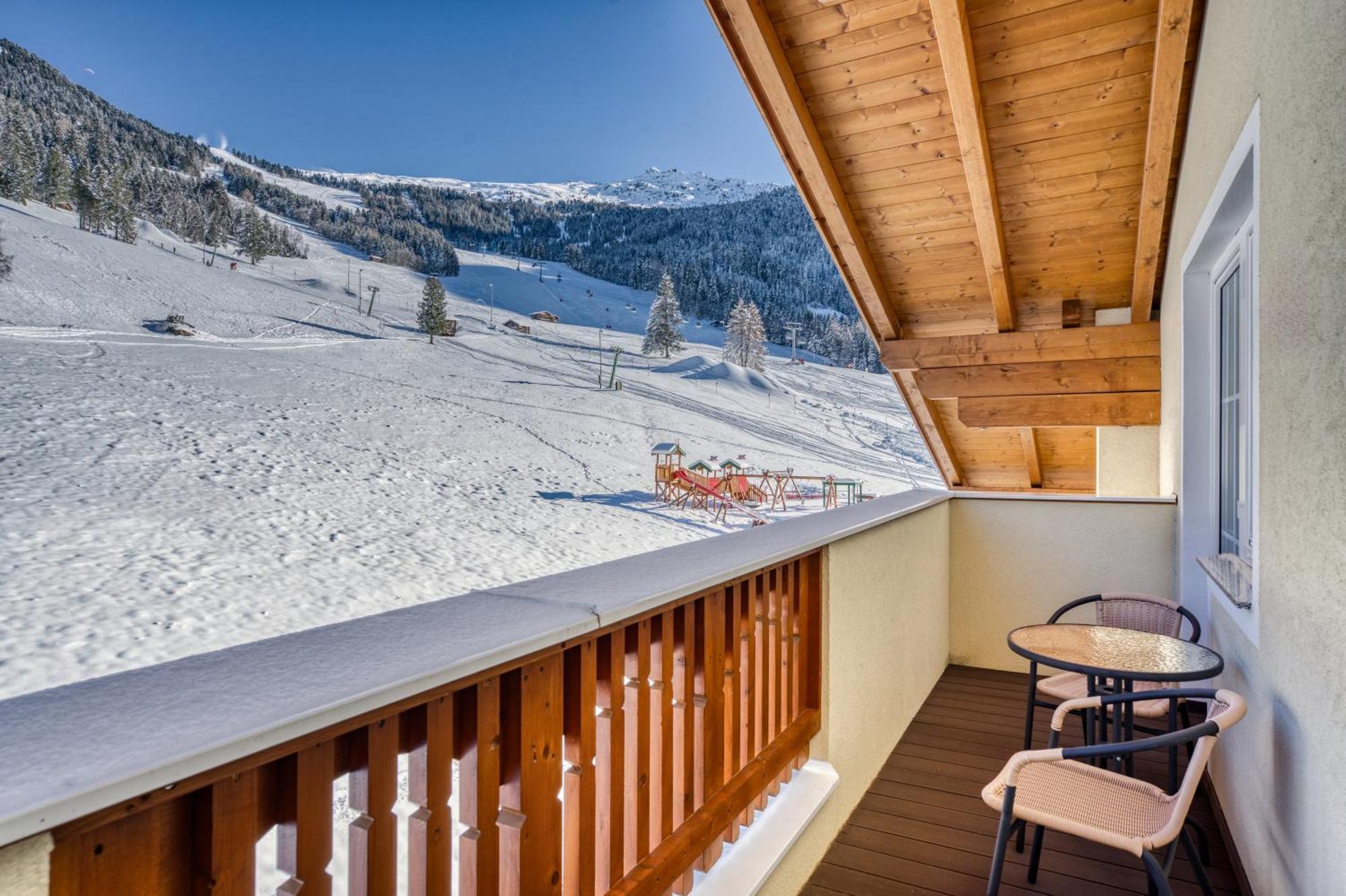 Hotel Alpen-Royal Jerzens Exteriör bild