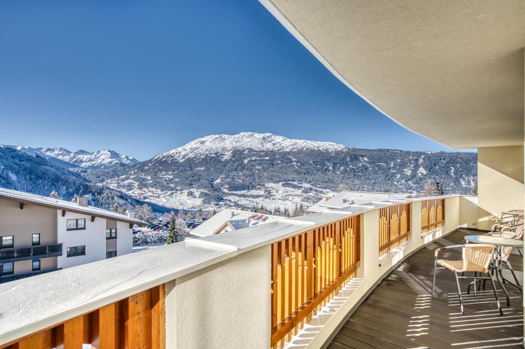 Hotel Alpen-Royal Jerzens Exteriör bild