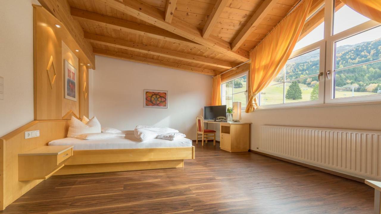 Hotel Alpen-Royal Jerzens Exteriör bild